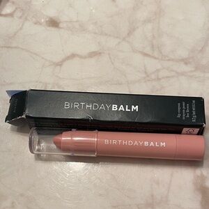 Avon Birthday Balm Lip Crayon - Lovin’ Life